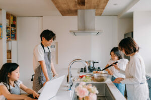 【間取り解説】家事動線を最短に！キッチンが家の中心にある間取り